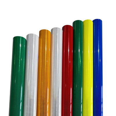 좋은 가격 고속도로 표지판용 압력 감응 접착제가 있는 ASTM D4956 Type XI 규격 DG 다이아몬드 등급 반사 시트 온라인으로